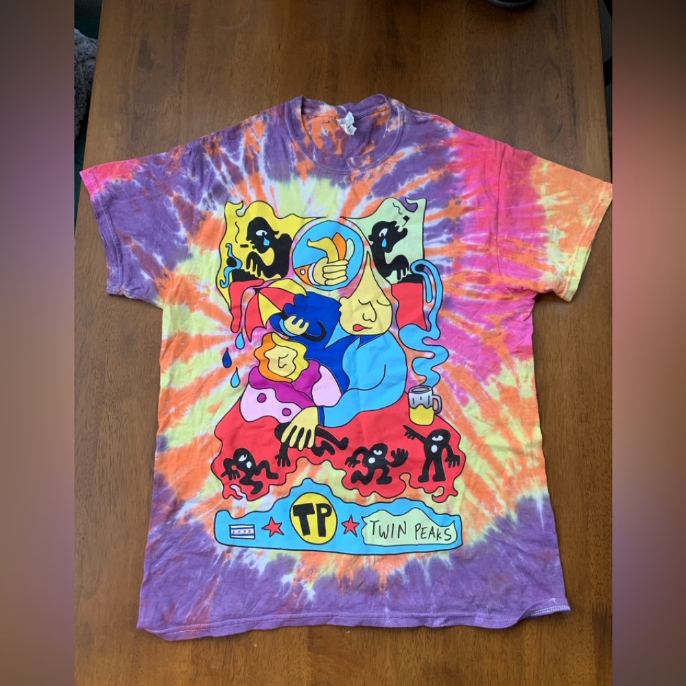 Twin Peaks Band Tee- tie dye - medium